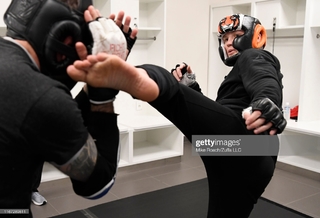Valentina Shevchenko feet photo thumbnail
