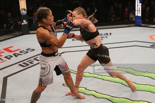 Valentina Shevchenko feet photo thumbnail