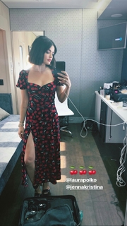 Lucy Hale feet photo thumbnail