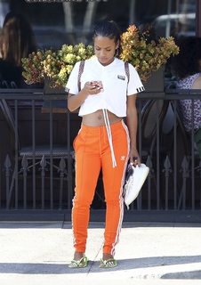 Christina Milian feet photo thumbnail