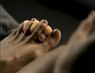 Heidi Klum feet photo thumbnail