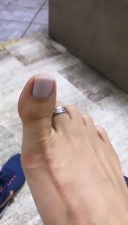 Alaine Crissiê feet photo thumbnail
