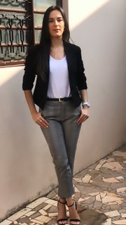 Alaine Crissiê feet photo thumbnail