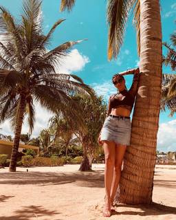 Valentina Vignali feet photo thumbnail