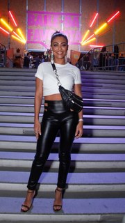Juliana Paes feet photo thumbnail
