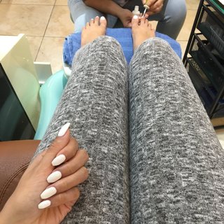 Alia Shelesh feet photo thumbnail