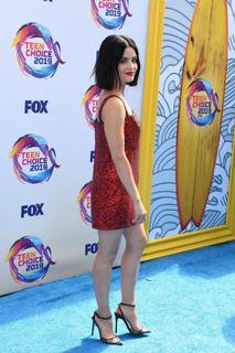 Lucy Hale feet photo thumbnail