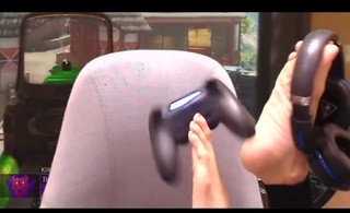 Alia Shelesh feet photo thumbnail
