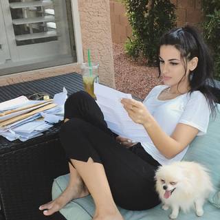 Alia Shelesh feet photo thumbnail