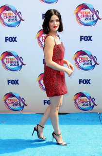 Lucy Hale feet photo thumbnail