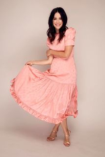 Abigail Spencer feet photo thumbnail