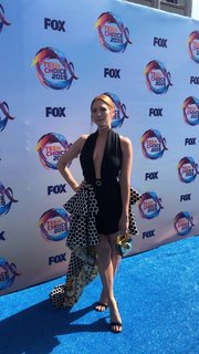 Brittany Snow feet photo thumbnail