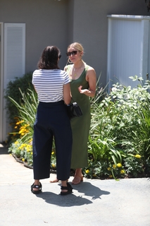 Kristen Bell feet photo thumbnail