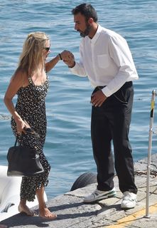 Kate Moss feet photo thumbnail