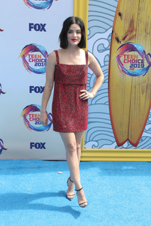 Lucy Hale feet photo thumbnail