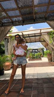 Natalia Siwiec feet photo thumbnail