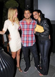 Emmanuelle Chriqui feet photo thumbnail