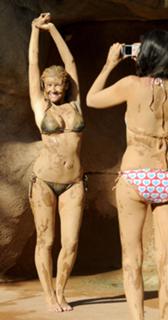 Imogen Thomas feet photo thumbnail