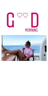 Blanca Suárez feet photo thumbnail