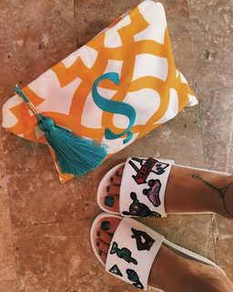 Seyma Subasi feet photo thumbnail