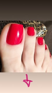 Jaqueline Mello feet photo thumbnail