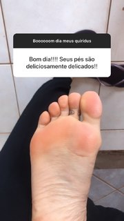 Alaine Crissiê feet photo thumbnail
