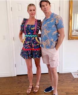 Rebecca Romijn feet photo thumbnail