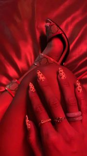 Karrueche Tran feet photo thumbnail