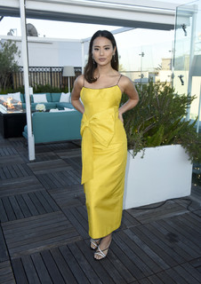 Jamie Chung feet photo thumbnail