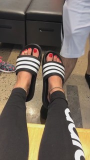 Jenelle Jcakess feet photo thumbnail