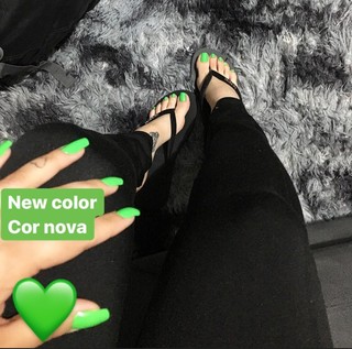 Jaqueline Mello feet photo thumbnail
