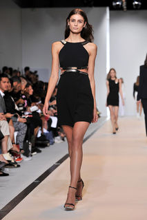 Taylor Hill feet photo thumbnail