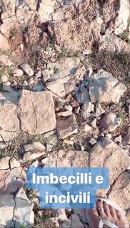 Valentina Vignali feet photo thumbnail