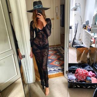Millie Mackintosh feet photo thumbnail