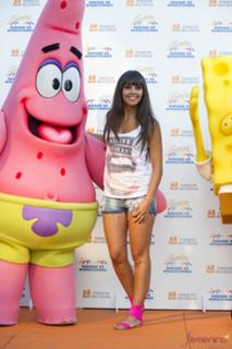Cristina Pedroche feet photo thumbnail