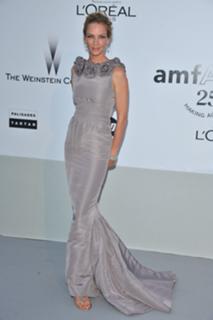 Uma Thurman feet photo thumbnail