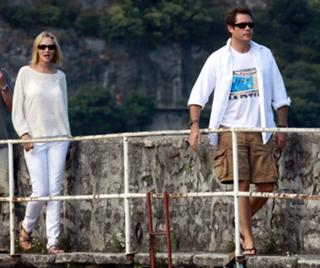 Uma Thurman feet photo thumbnail