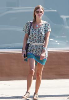 Nicky Rothschild feet photo thumbnail