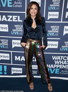 Bethenny Frankel feet photo thumbnail