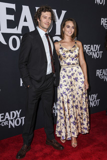 Leighton Meester feet photo thumbnail