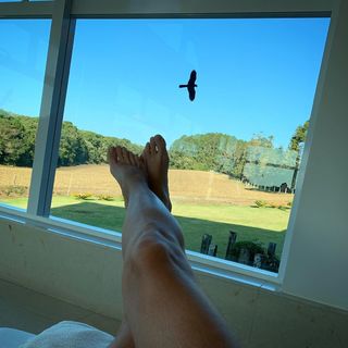 Adriane Galisteu feet photo thumbnail