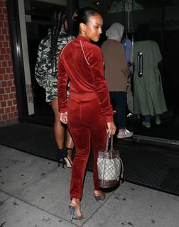Karrueche Tran feet photo thumbnail