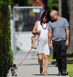 Selma Blair feet photo thumbnail