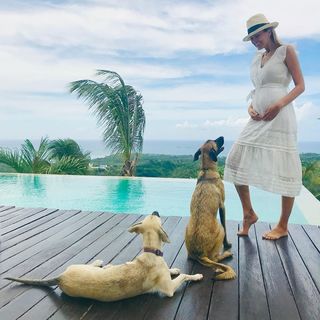Petra Nemcova feet photo thumbnail