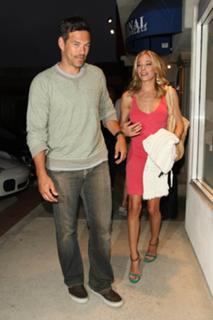 LeAnn Rimes feet photo thumbnail