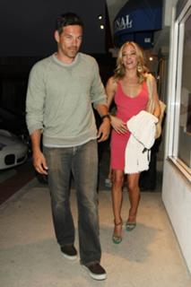 LeAnn Rimes feet photo thumbnail
