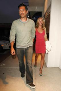 LeAnn Rimes feet photo thumbnail