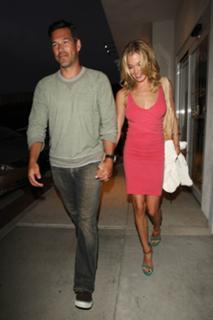 LeAnn Rimes feet photo thumbnail