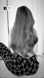 Xenia Tchoumitcheva feet photo thumbnail