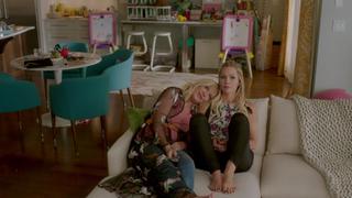 Jennie Garth feet photo thumbnail